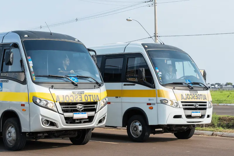Ônibus próprio utilizado no treinamento das categorias D e E